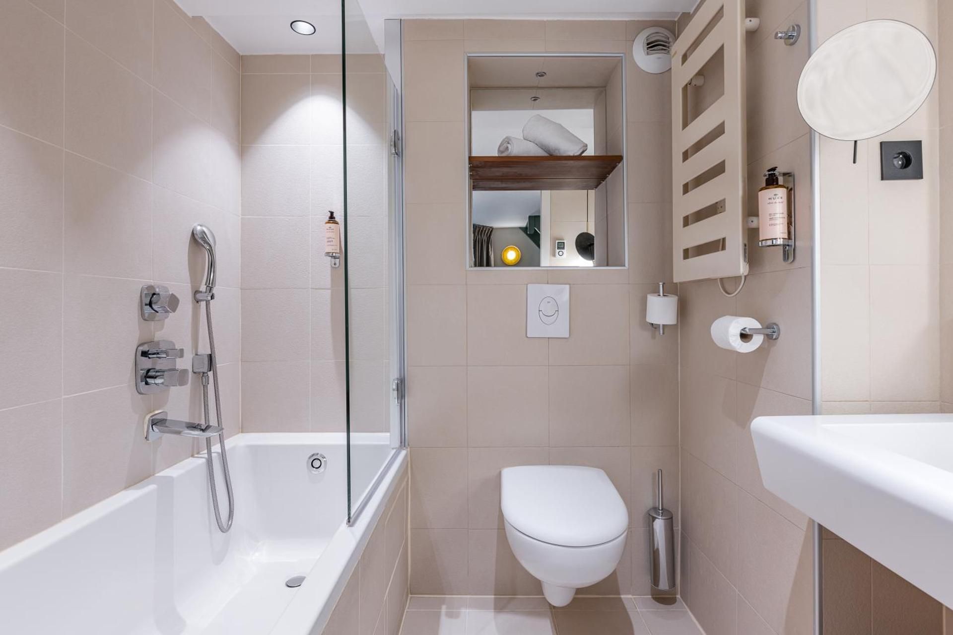 undefined Hotel Elysée Secret 10