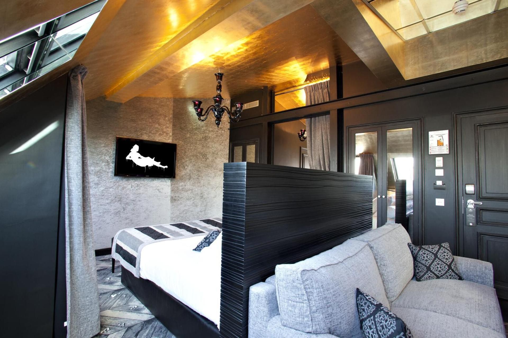 Champs-Elyses Suite