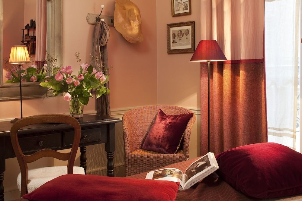 Hôtel Sainte-Beuve Superior Room 9