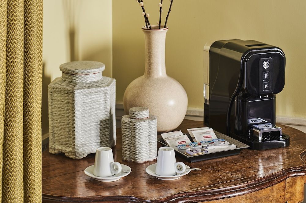 undefined Hôtel Sainte-Beuve 10