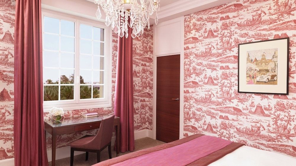 Hôtel Barrière Le Normandy Deauville Deluxe Room 4
