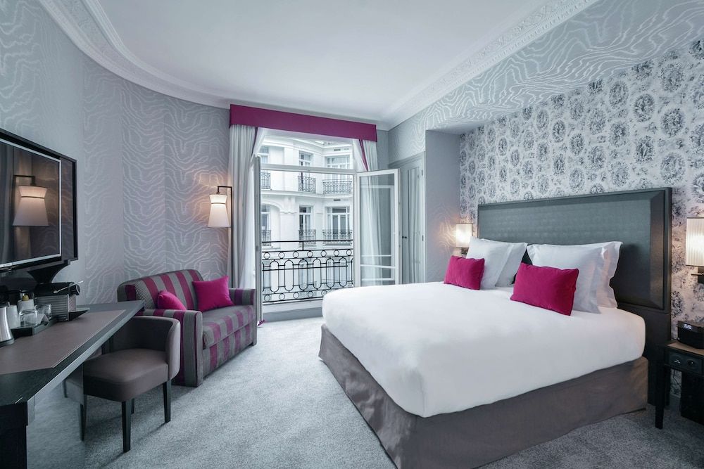 undefined Maison Astor Paris, Curio Collection by Hilton 4
