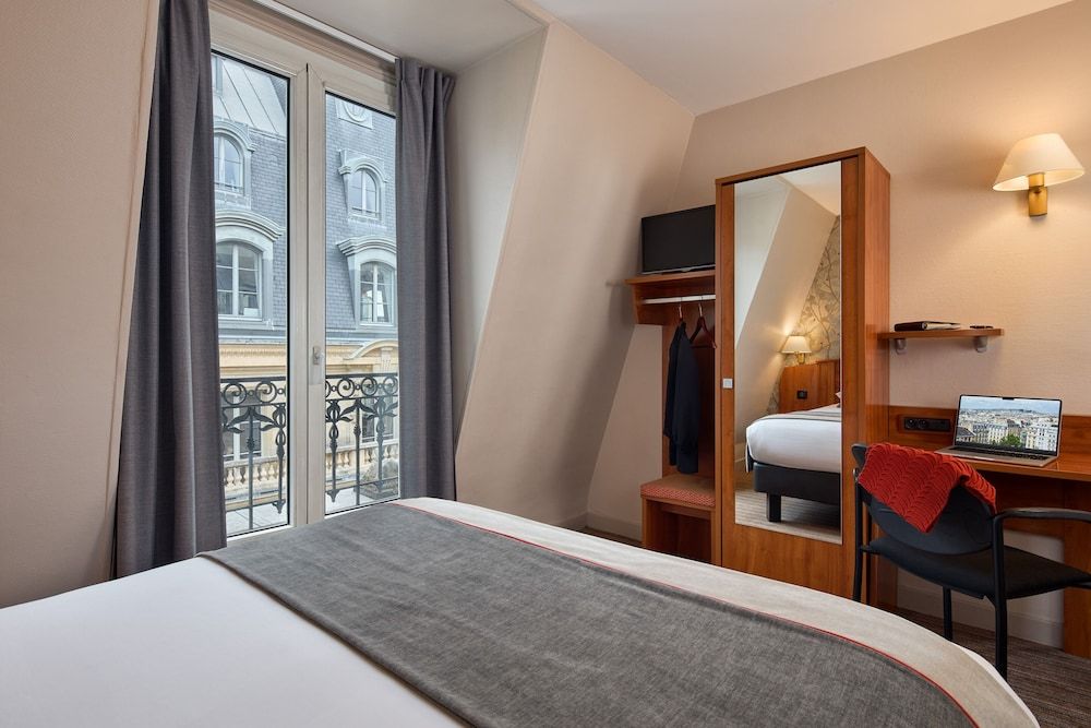 Timhotel Palais Royal Double Room 10