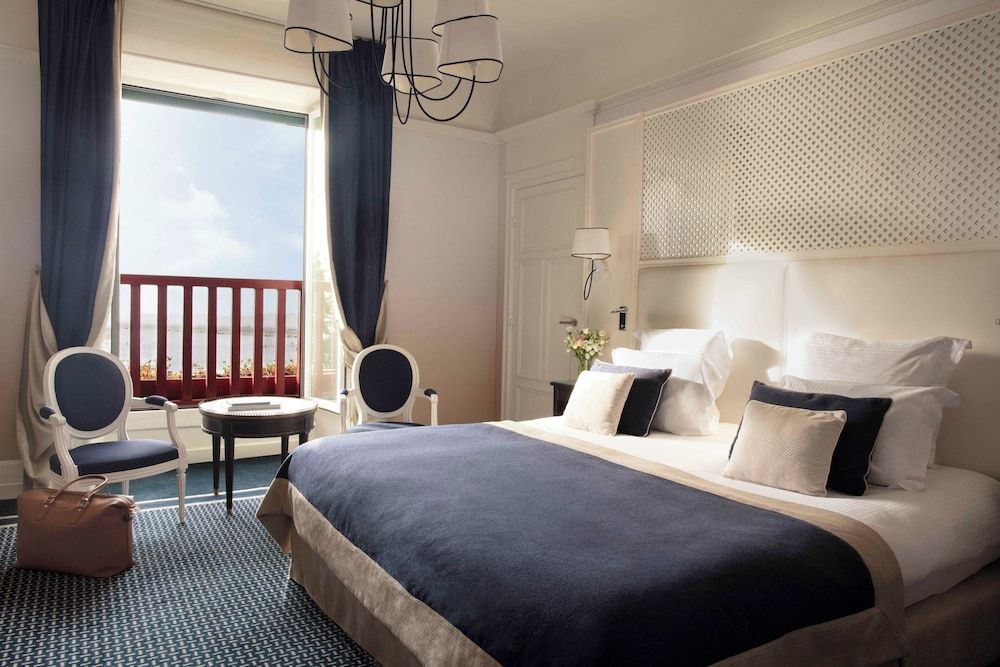 Deluxe Room, 1 Double Bed, Sea View