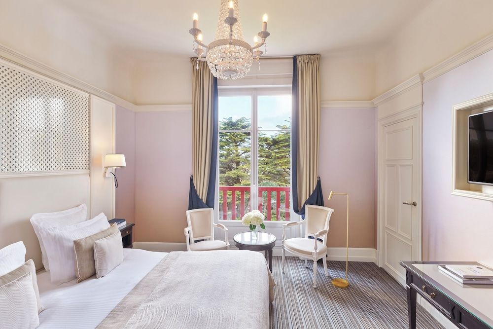 Superior Room, 1 Double Bed, City View