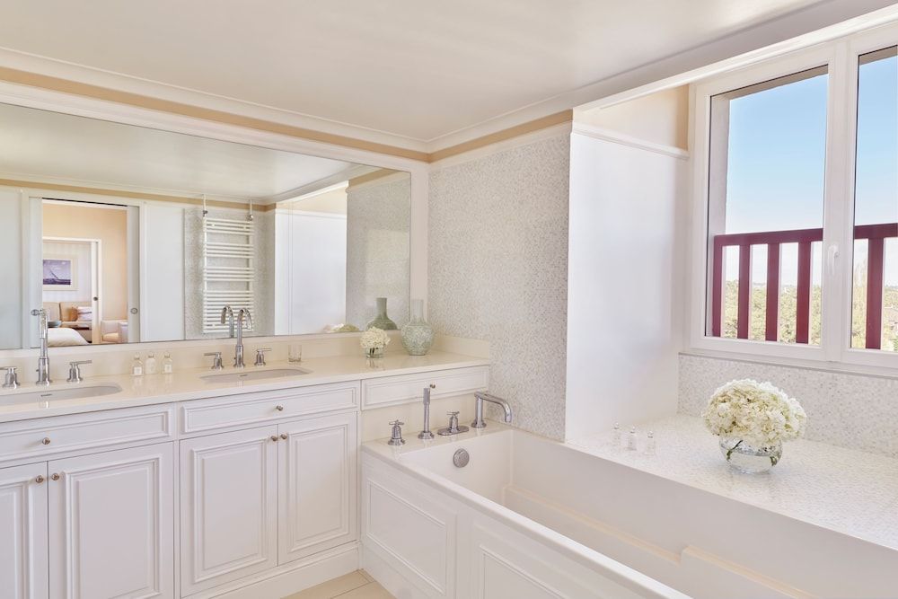 Junior Suite, 1 Double Bed, Sea View