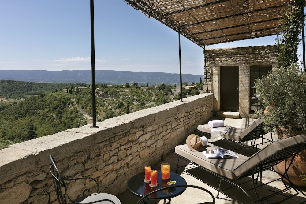 Vasarely Terrace Suite