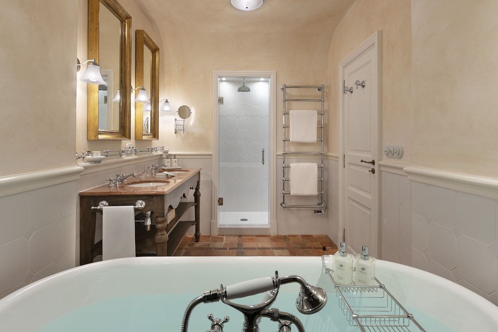 Suite Baron de Simiane