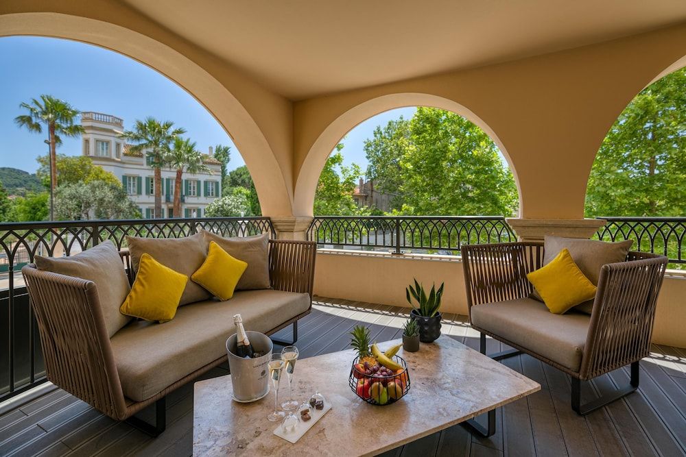 Suite, Terrace