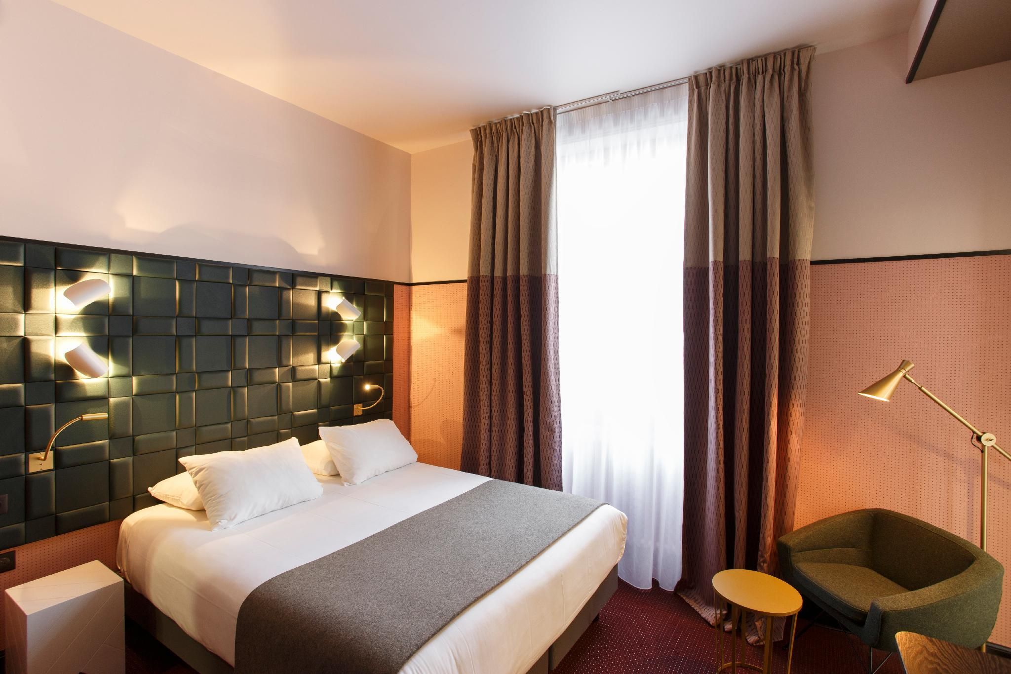 Classic Room with 1 Double Bed