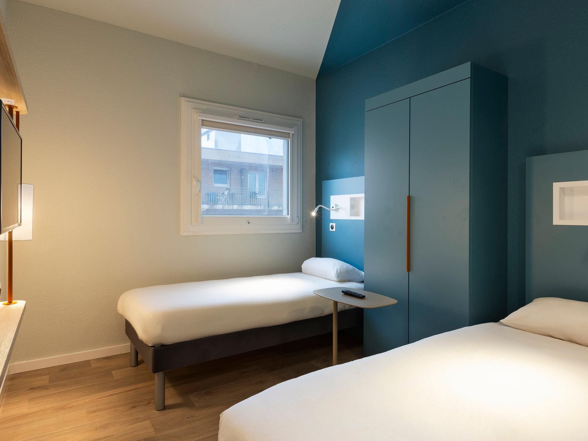 Standard Room With Two Single Beds