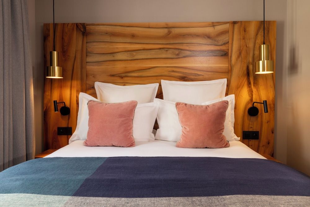 Maxim Folies Standard Double Room 2