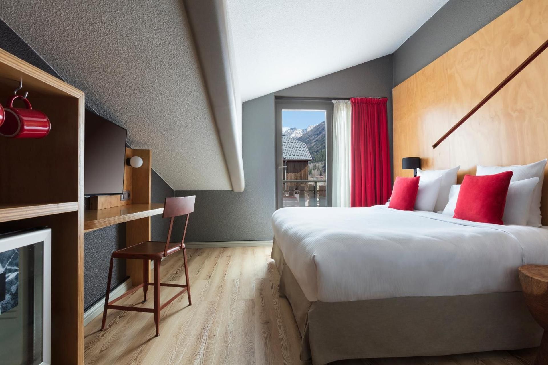 Attic Classique Double or Twin Room