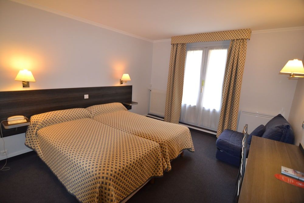 Twin Room Comfort