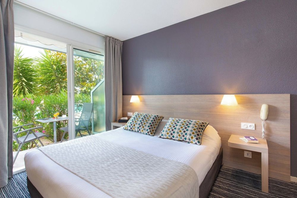 Best Western Plus Hotel La Marina Comfort Room, 1 Queen Bed, Terrace, Poolside