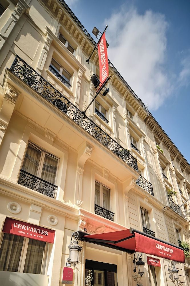 undefined Hôtel Cervantes by Happyculture 2