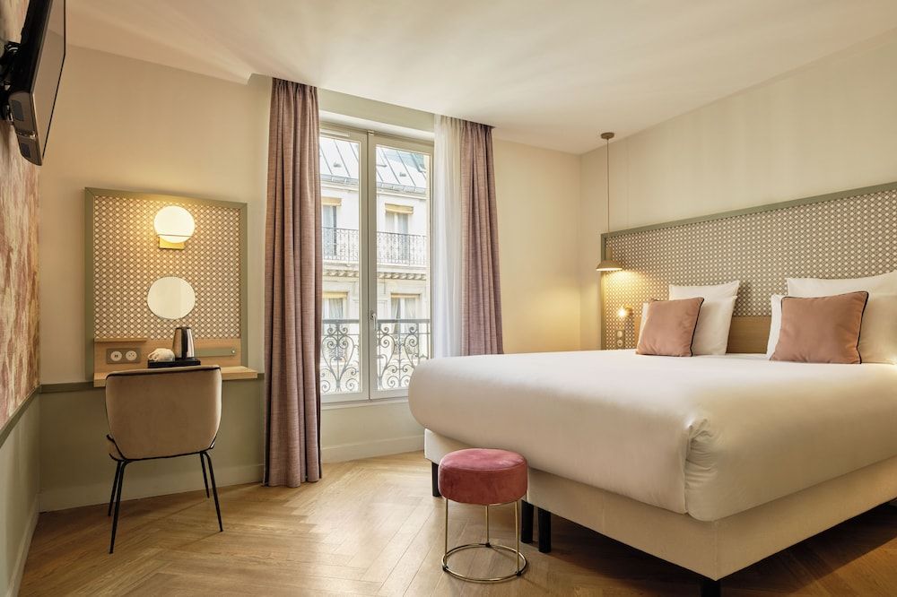 Hôtel Cervantes by Happyculture Double Room