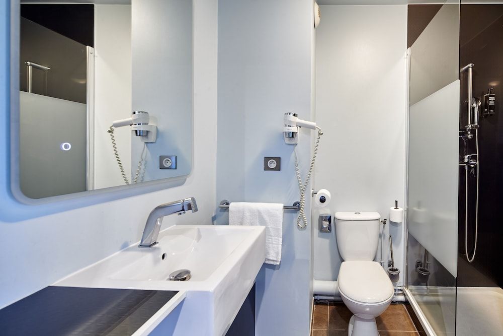 B&B HOTEL Saint-Maur Créteil Classic Double Room, Non Smoking 7