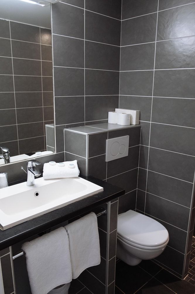 Hôtel & Appartements Monsigny Classic Twin Room 4