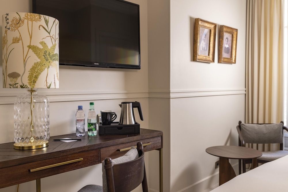 Hôtel de Banville Classic Room 6