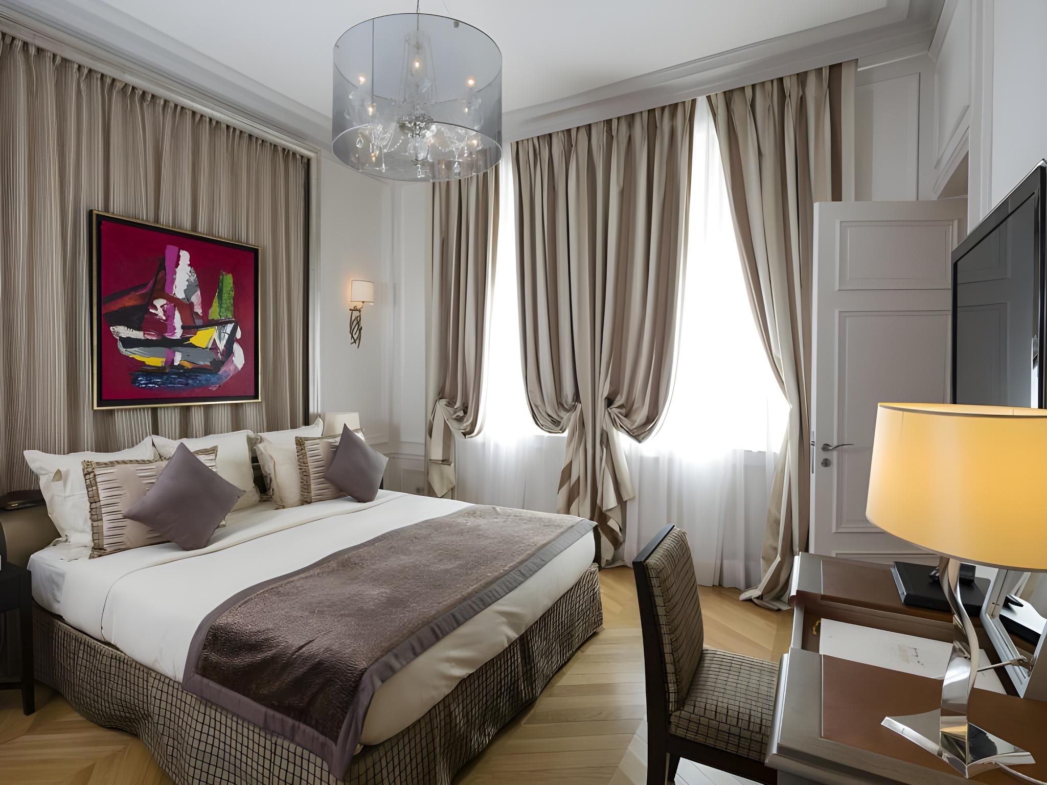 Majestic Suite