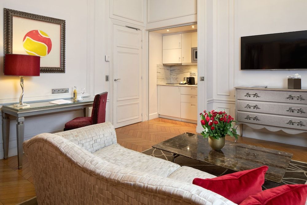 undefined Majestic Hotel - SPA Champs Elysées 8