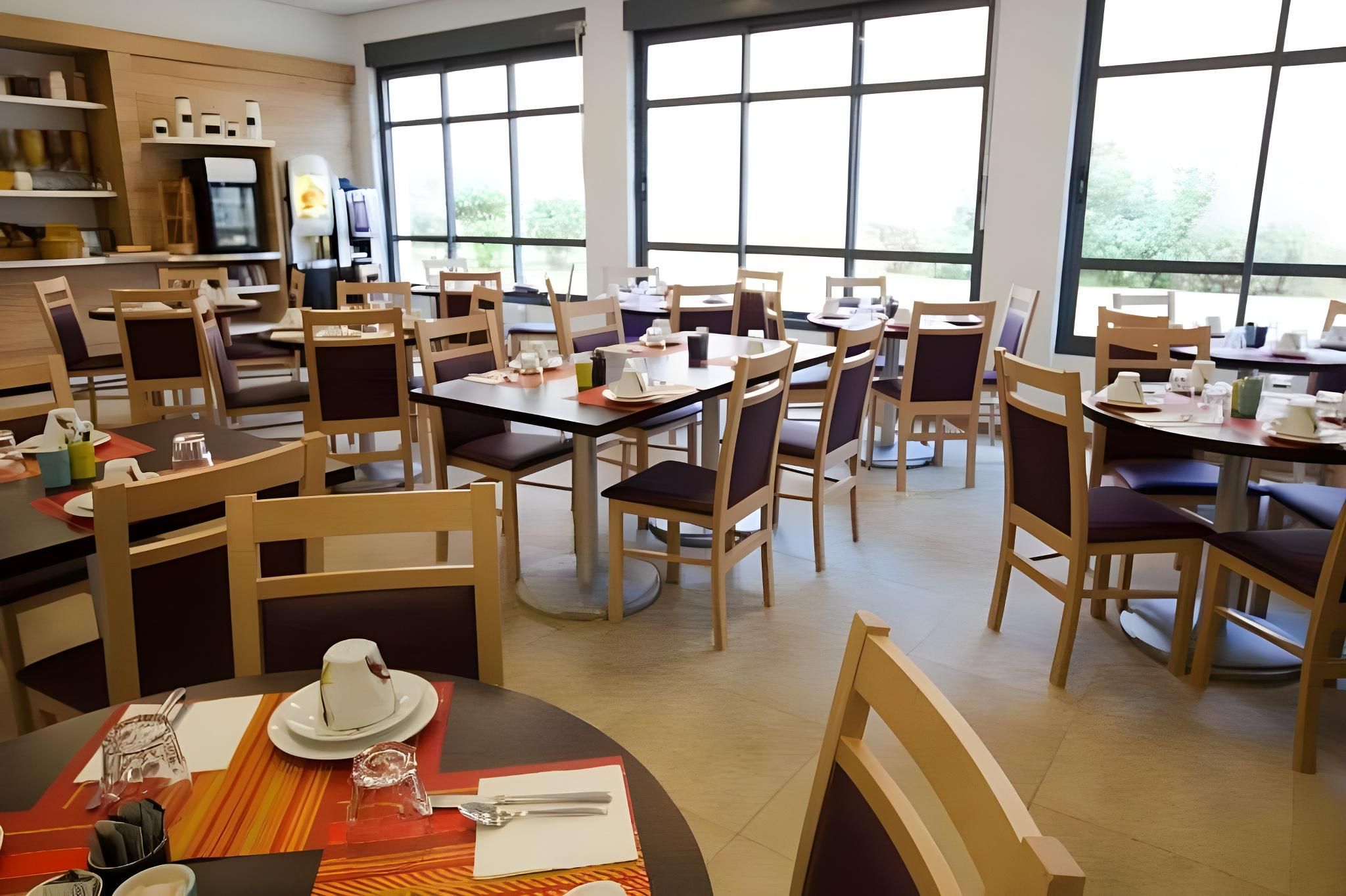 undefined Privilodges Lyon 8