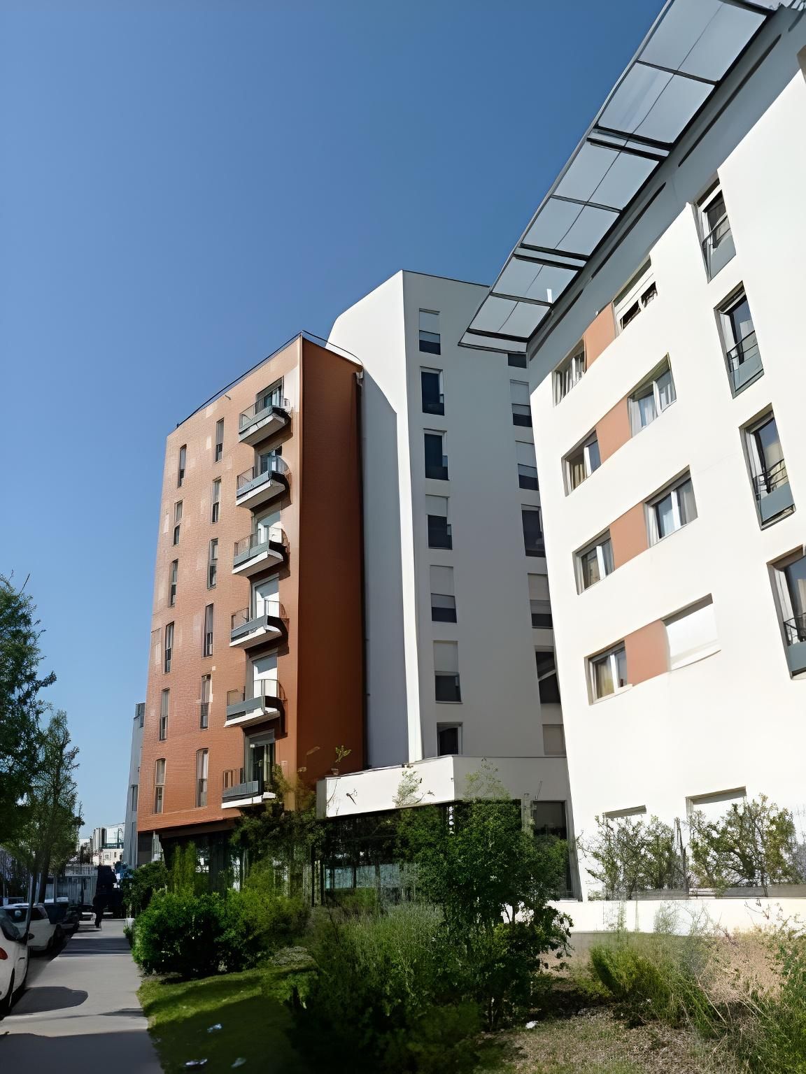 undefined Privilodges Lyon 4