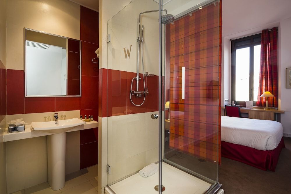 Westminster Hotel & Spa Nice Superior Room, City View 8