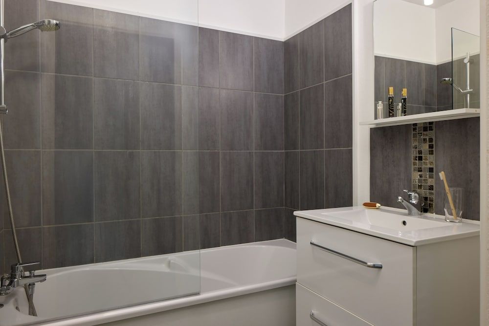 Zenitude Hôtel - Résidences Bordeaux Aéroport Studio, 2 Twin Beds 4