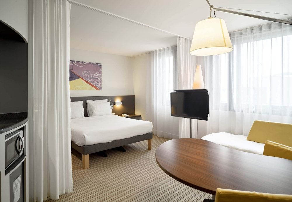 undefined B&B HOTEL Paris Grand Roissy CDG Aéroport 3