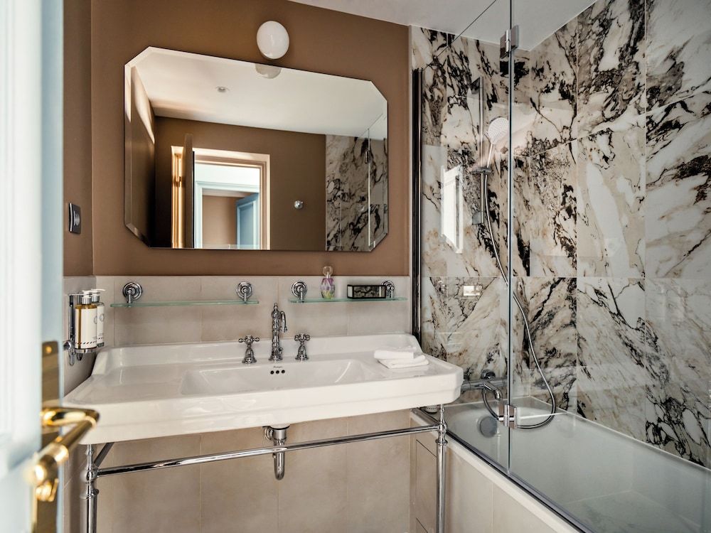 Hotel Duquesne Eiffel (Rénovée) Chambre supérieure triple 7