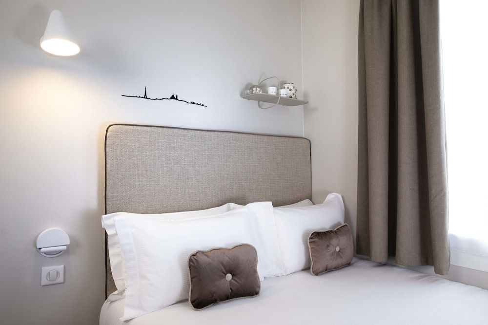 undefined Hôtel Eiffel Saint Charles 3
