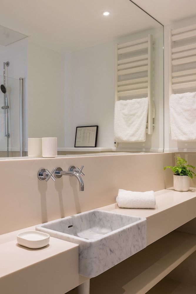 Hotel le Friedland Standard Double Room 8