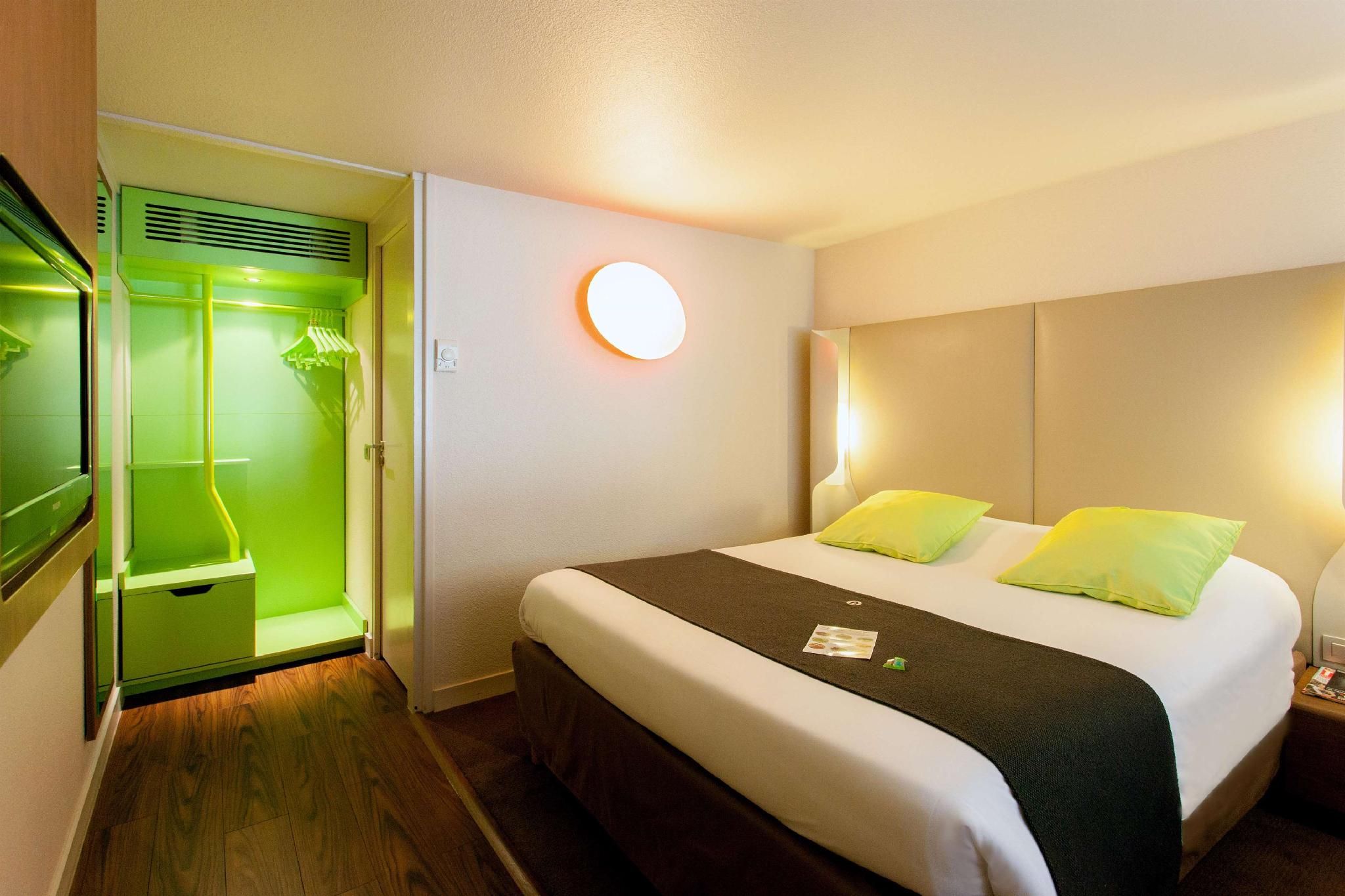 Room Next Generation - 1 Double Bed 1 Junior Bed up to 10 years