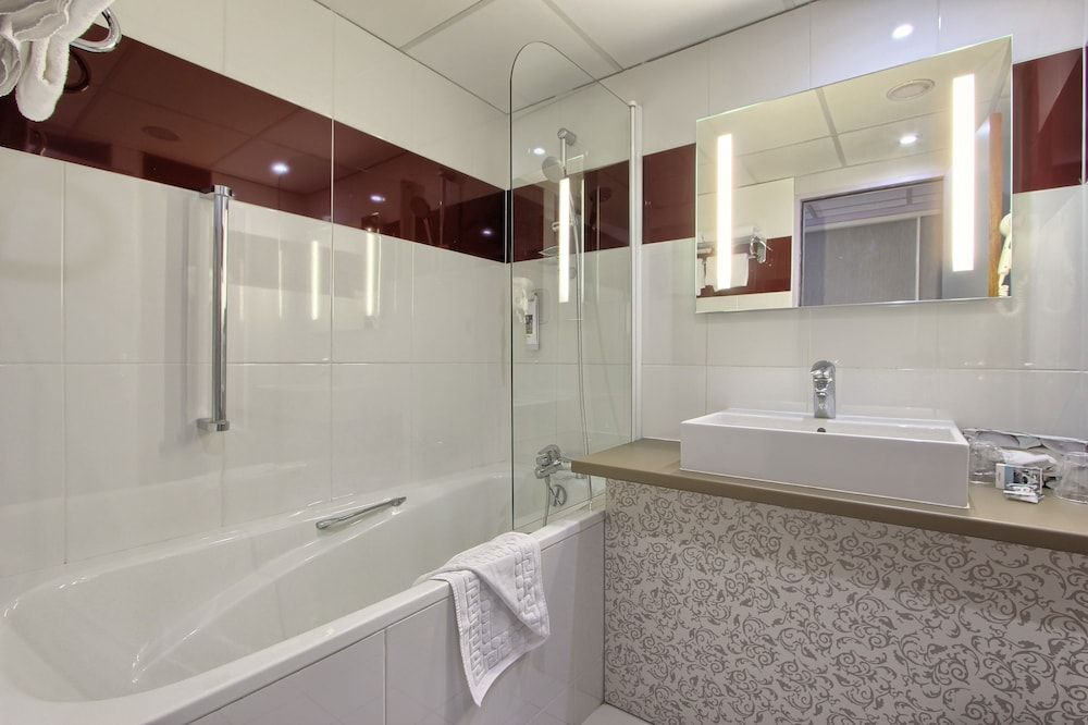 undefined Mercure Paris 19 Philharmonie La Villette 5