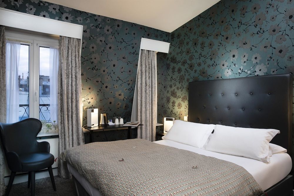 Hôtel Plaza Etoile