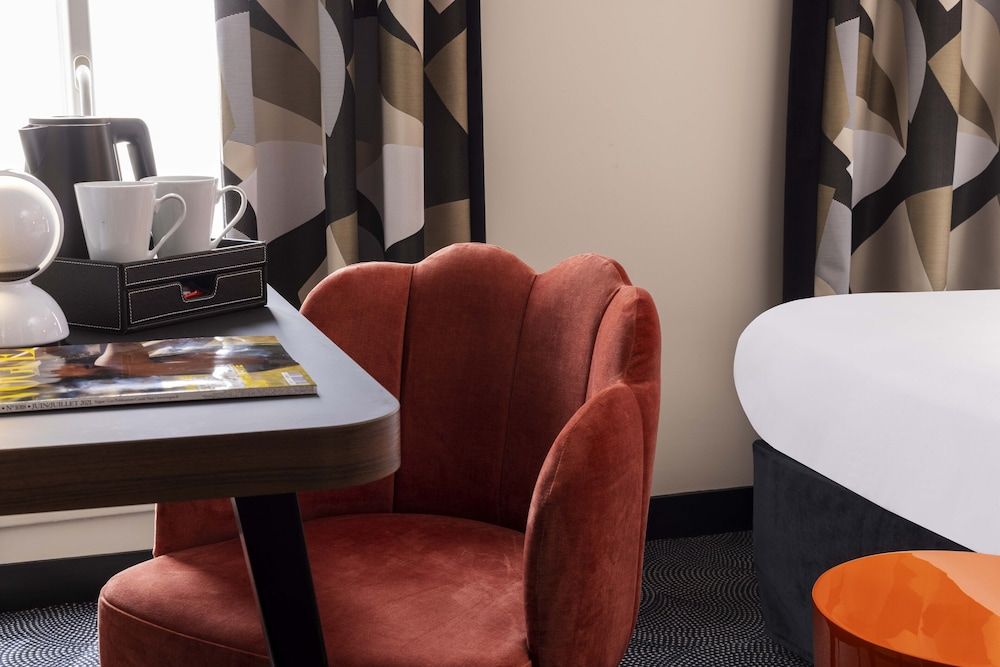 Hotel Régina Opéra Grands Boulevards Classic Double Room 8