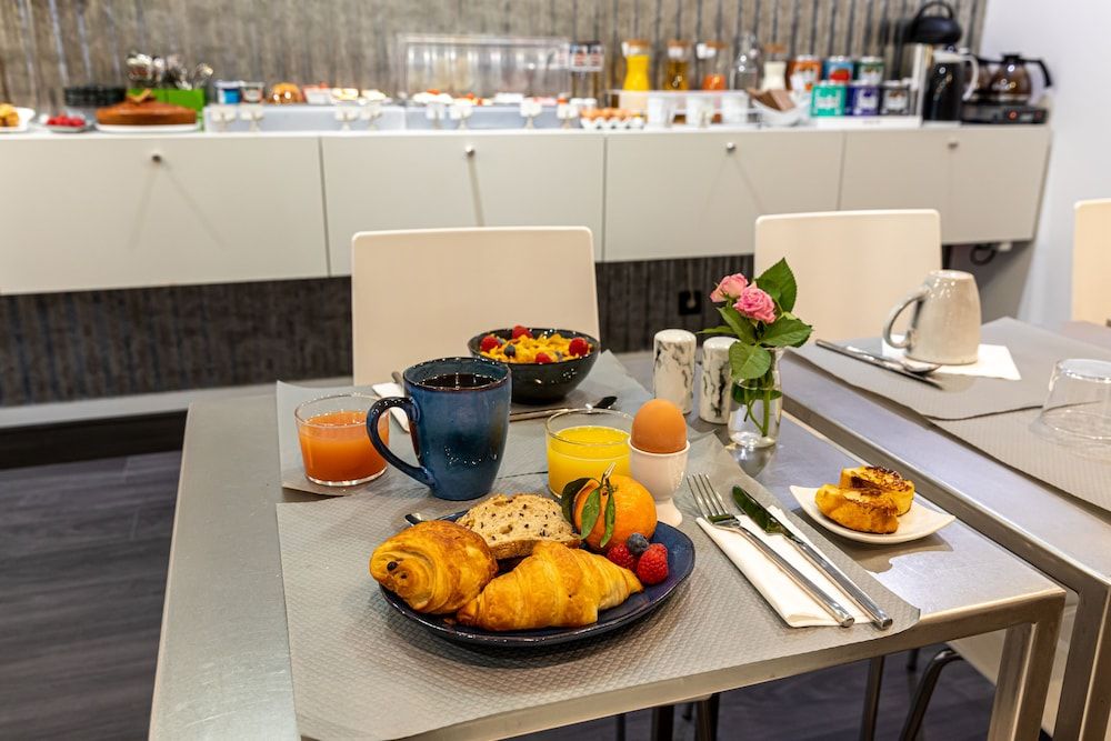 undefined Hotel Glasgow Monceau Paris by Patrick Hayat 9