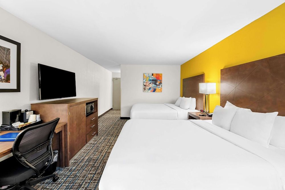 Standard Room, 2 Queen Beds, Non Smoking, Refrigerator & Microwave
