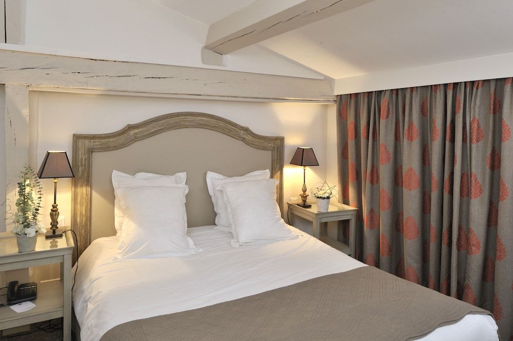 Hôtel Le Donjon - Coeur de la Cité Médiévale Junior Suite 2