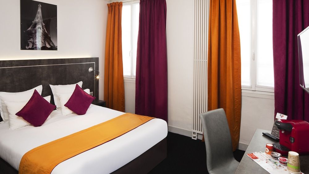 Hôtel du Plat d'Etain Double Room 2