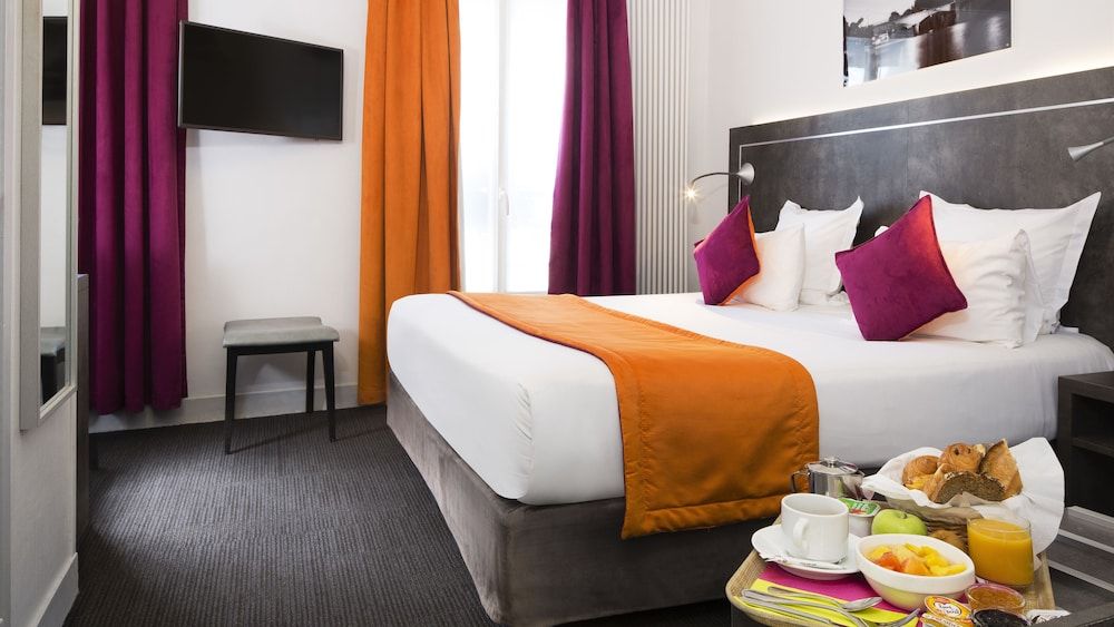 Hôtel du Plat d'Etain Double Room 6