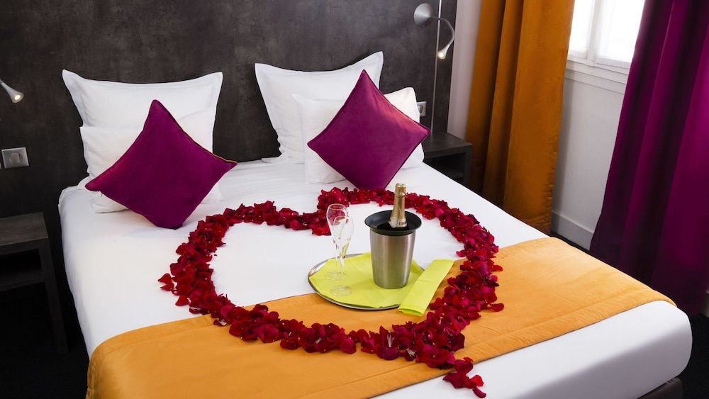 Hôtel du Plat d'Etain Double Room 4