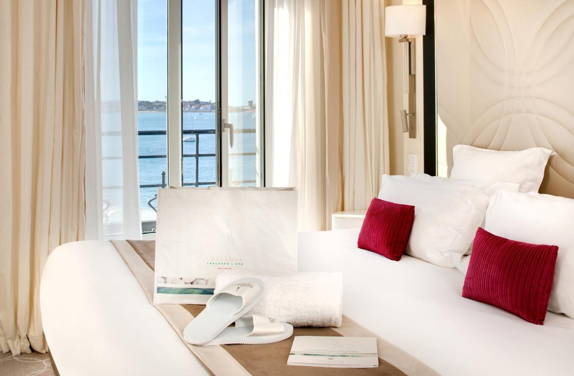 Deluxe Double Room - Free Spa Access