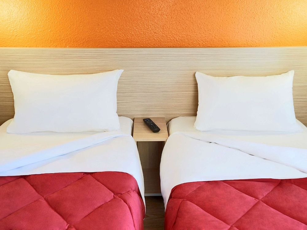 PREMIERE CLASSE VILLEPINTE CENTRE - Parc des Expositions Standard Room, 2 Twin Beds 2