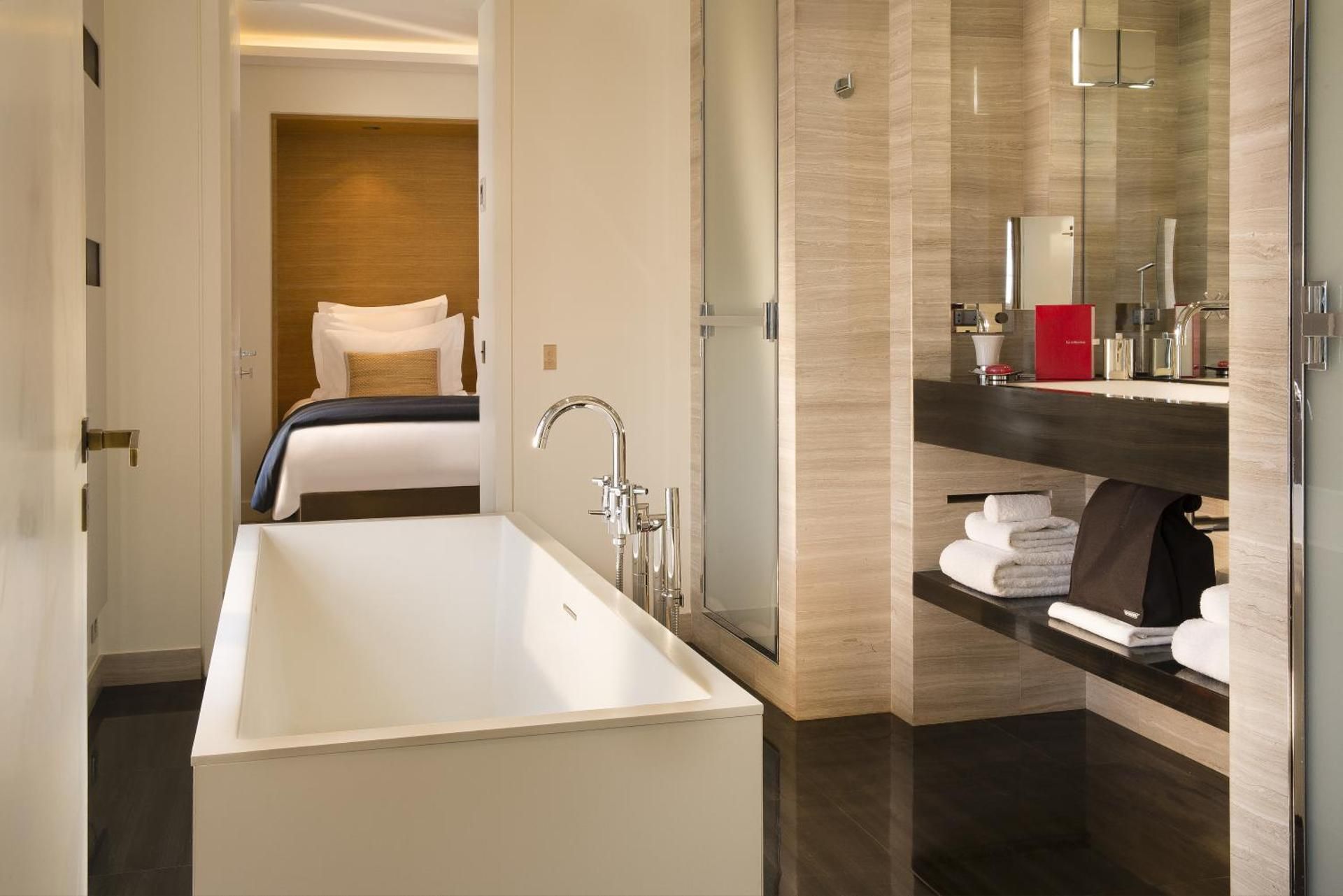 undefined Hotel Marignan Champs - Elysées 7