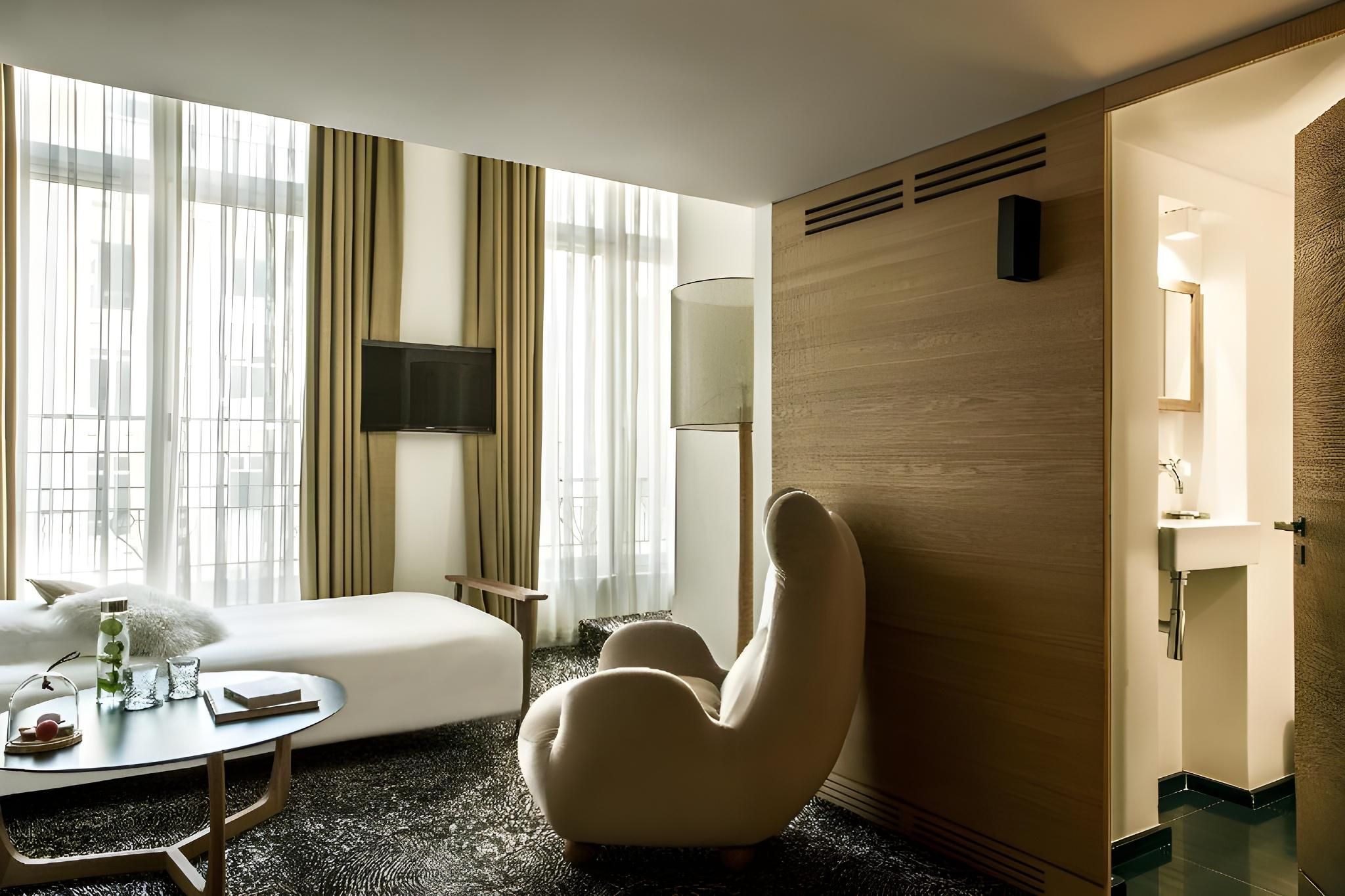 undefined Hotel Marignan Champs - Elysées 9