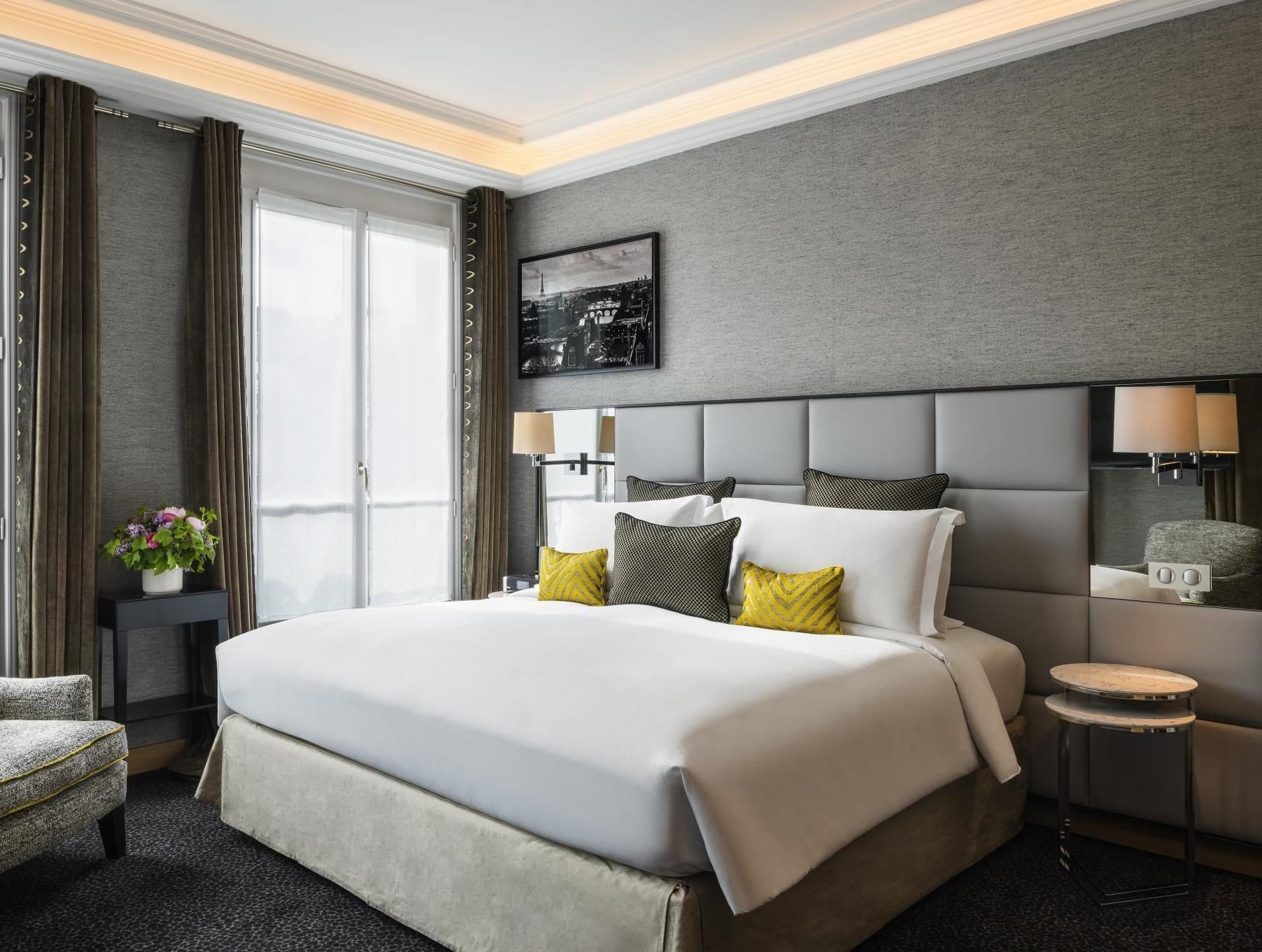 Luxury Junior Suite with 1 King-Size Bed