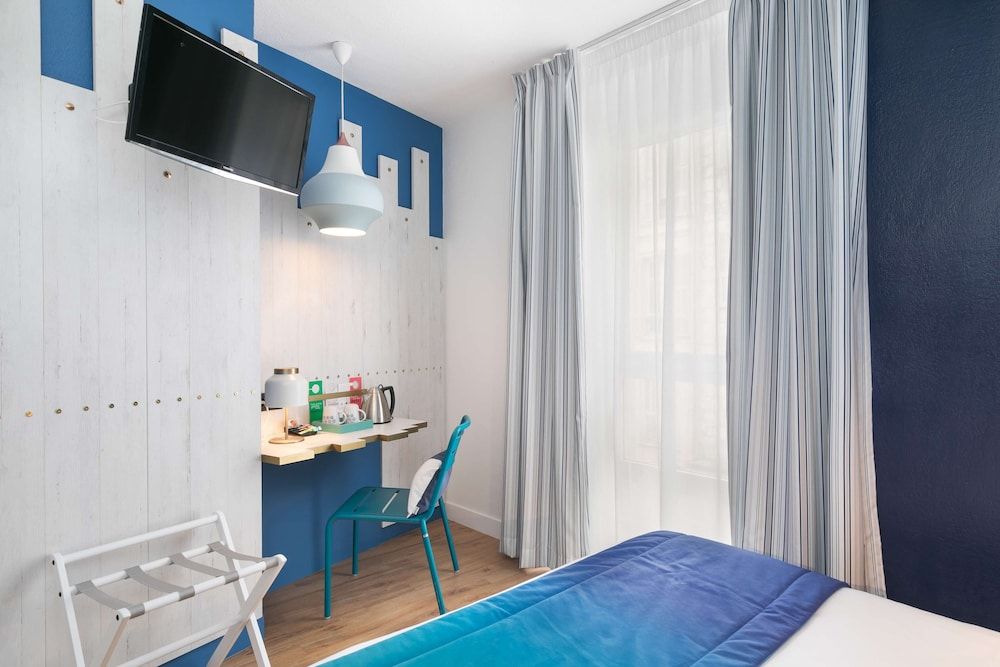 undefined The Deck Hotel by HappyCulture 9